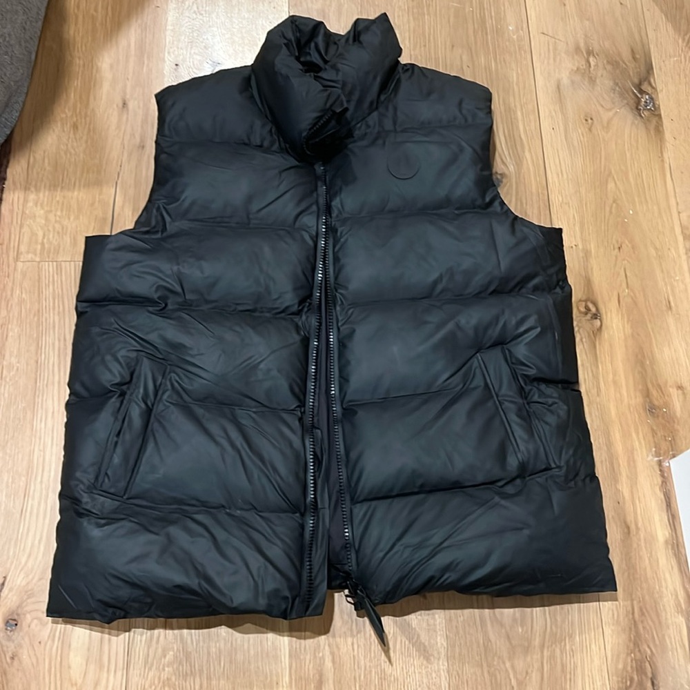 RAINS puffer vest
